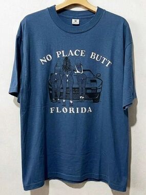 No Place Butt Florida Funny Graphic Tee Retro Beach Vacation Shirt